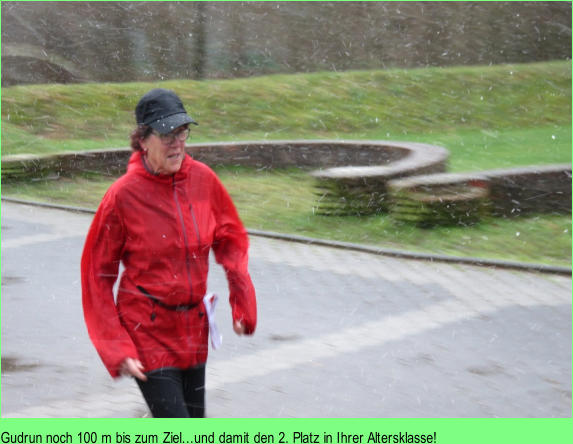 Gudrun noch 100 m bis zum Ziel… und damit den 2. Platz in Ihrer Altersklasse!